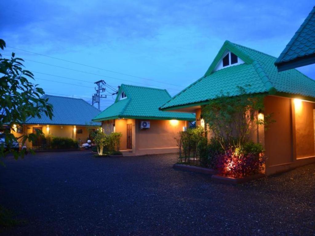 סוראט תאני Sucholtee Resort מראה חיצוני תמונה