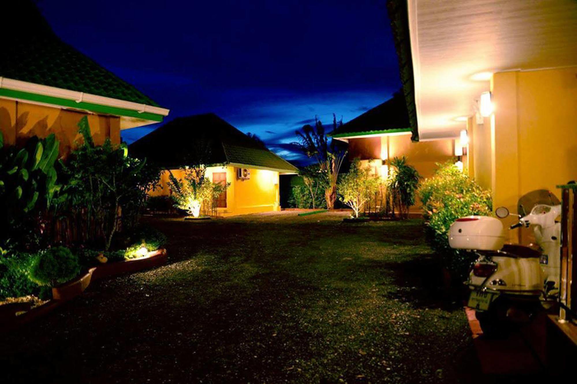 סוראט תאני Sucholtee Resort מראה חיצוני תמונה